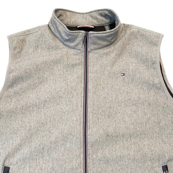 Tommy Hilfiger Mens Gray Vest
3XL Water & Wind Resistant
Breathable Zip Closure - Picture 3 of 12
